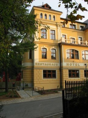 Hotel Hron, Náchod